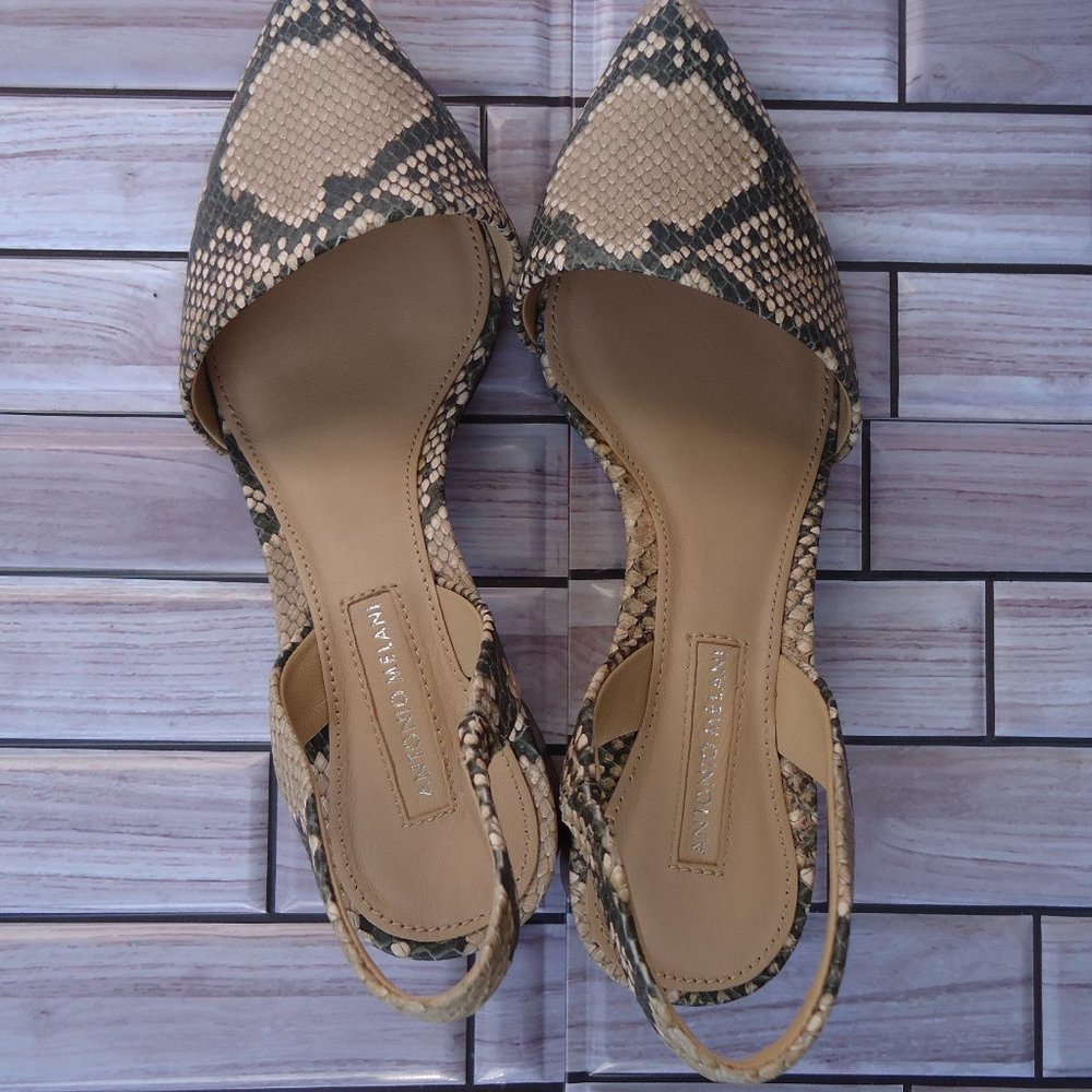 SIZE 6.5. Antonio Melani snakeskin python leather sandals. - Picture 13 of 16